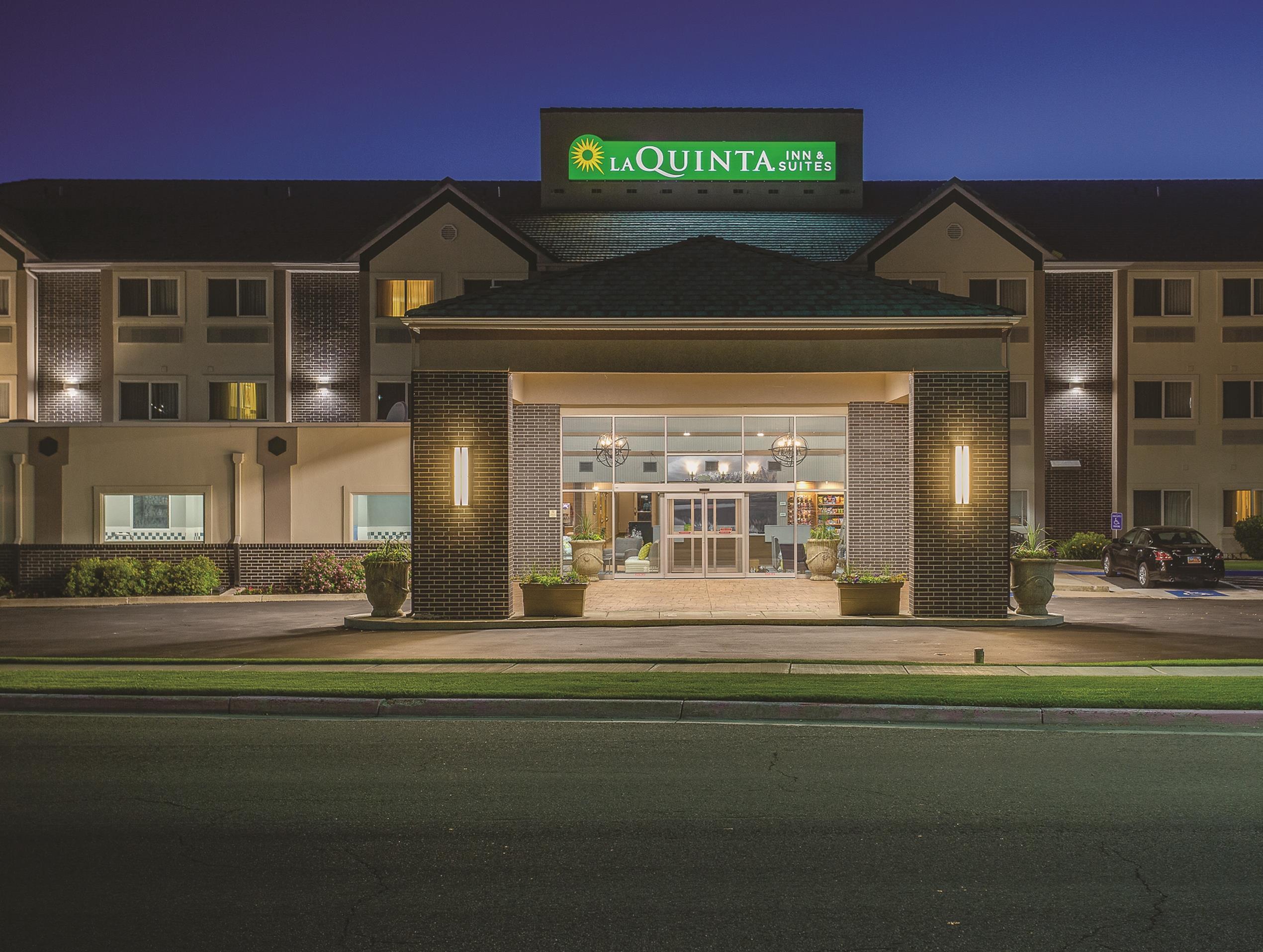 Hotel La Quinta By Wyndham Logan Exterior foto